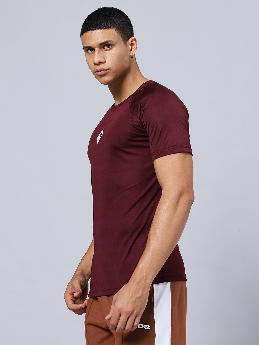 Cristinio Regular Fit T-Shirt (Maroon)