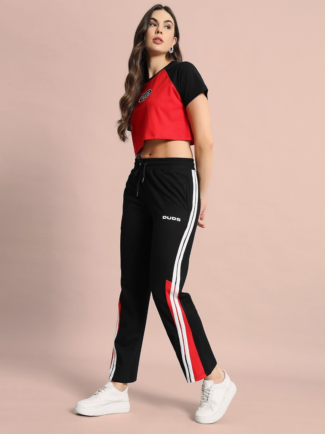 WOMEN'S TORNADO JOGGERS (BLACK RED)