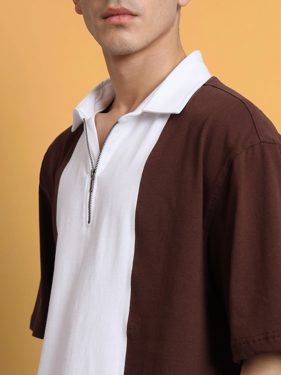 CONTRAST POLO OVERSIZED ZIPPER T-SHIRT (BROWN-WHITE)