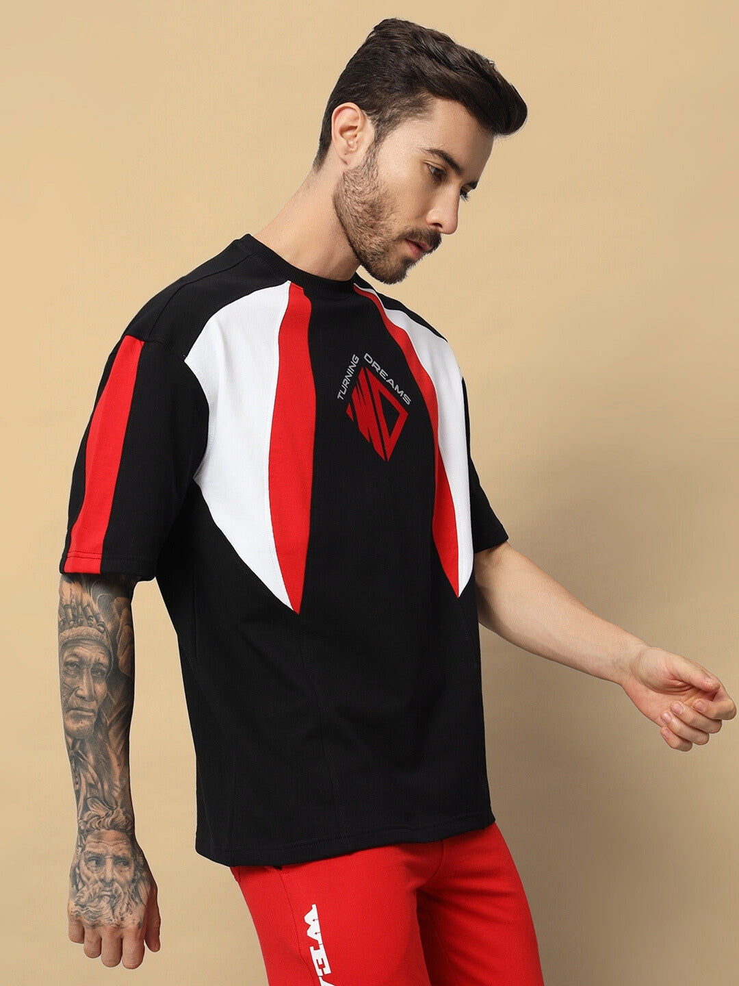TURNING DREAMS REFLECTOR OVER-SIZED T-SHIRT (BLACK)