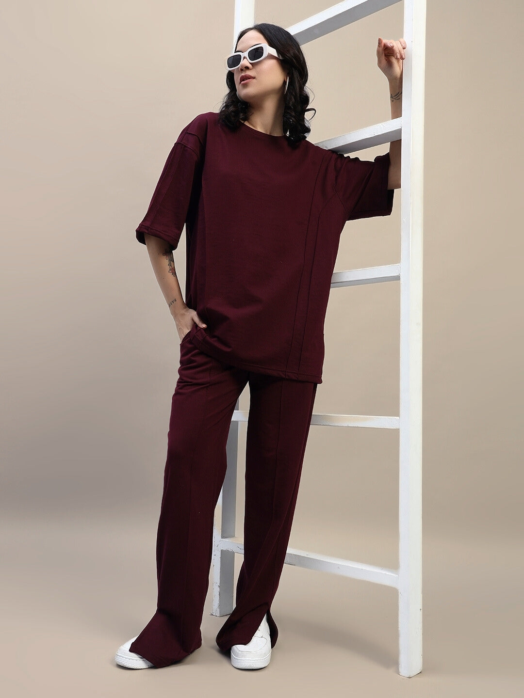 WOMEN'S ZION SIDE SLIT JOGGERS (MAROON)