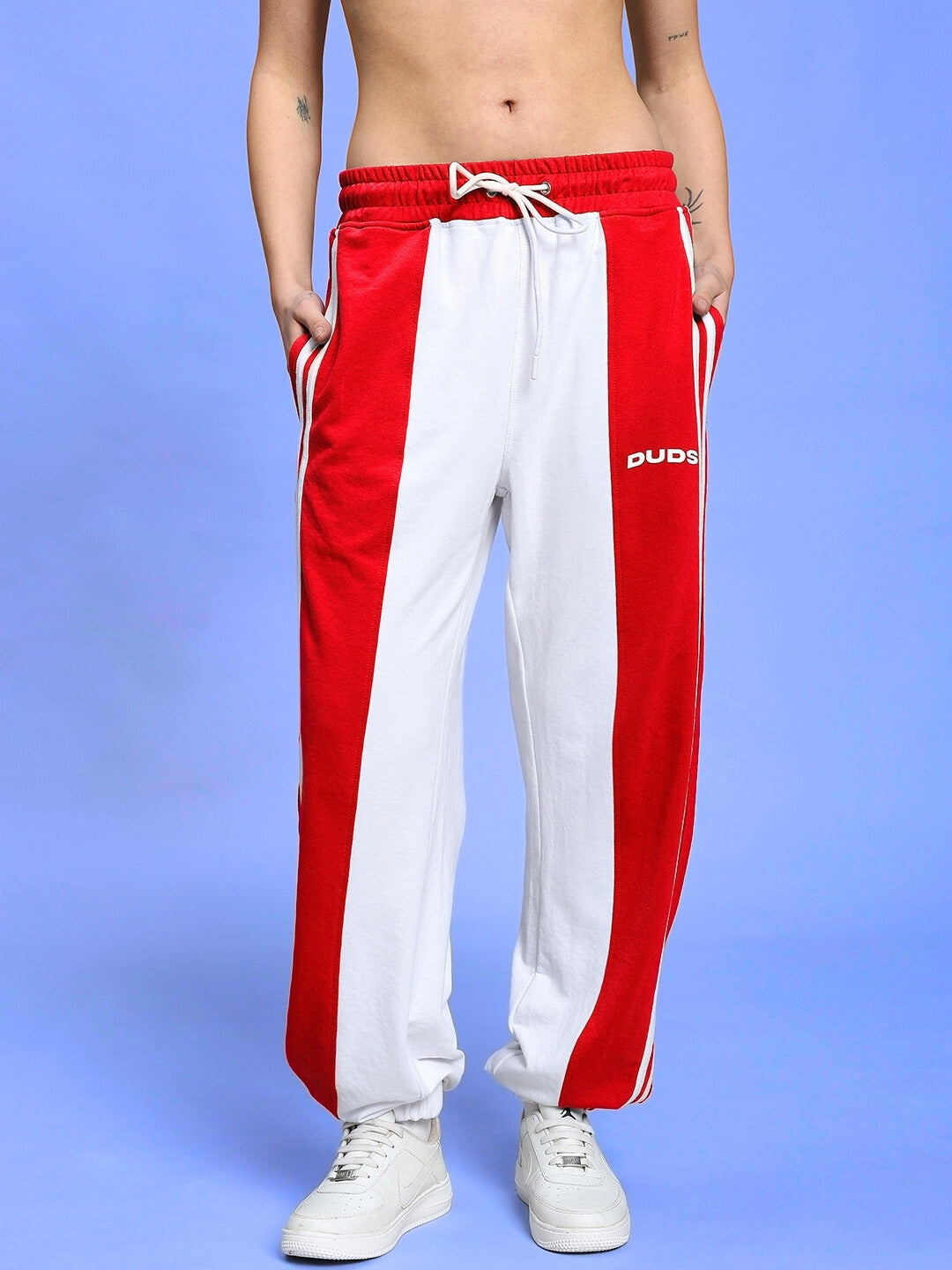 WOMEN'S BALMY RELAXED FIT JOGGER (RED-WHITE)