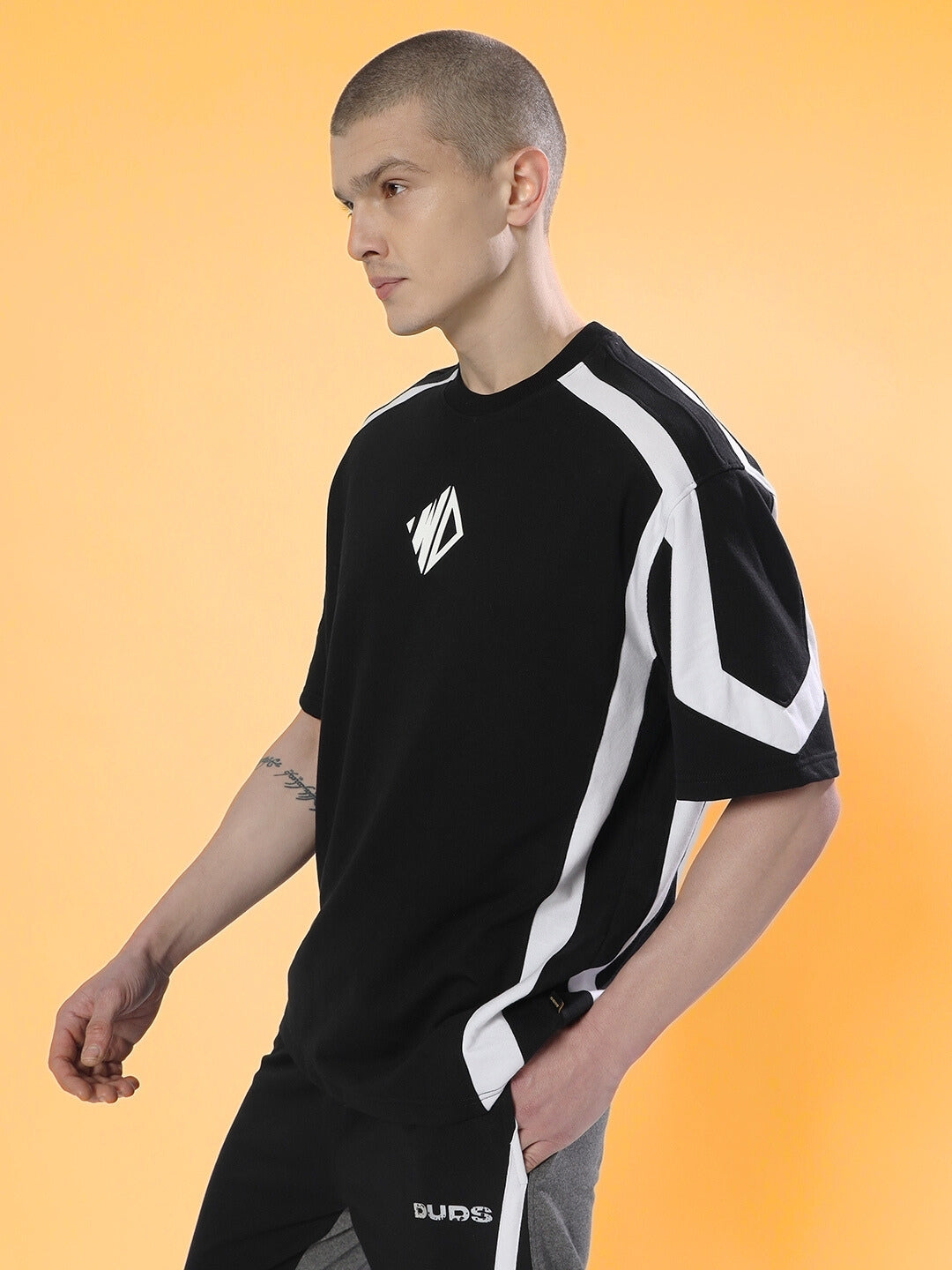 Rugby Over-Sized T-Shirt (Black-White)