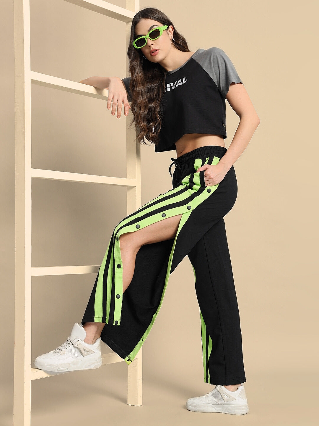 WOMEN'S DANCER JOGGERS (BLACK-NEON GREEN)