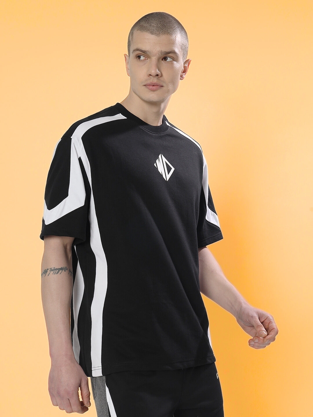 Rugby Over-Sized T-Shirt (Black-White)