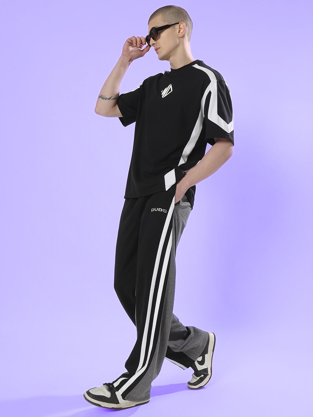 SKATER KOREAN BAGGY JOGGERS (BLACK GREY)