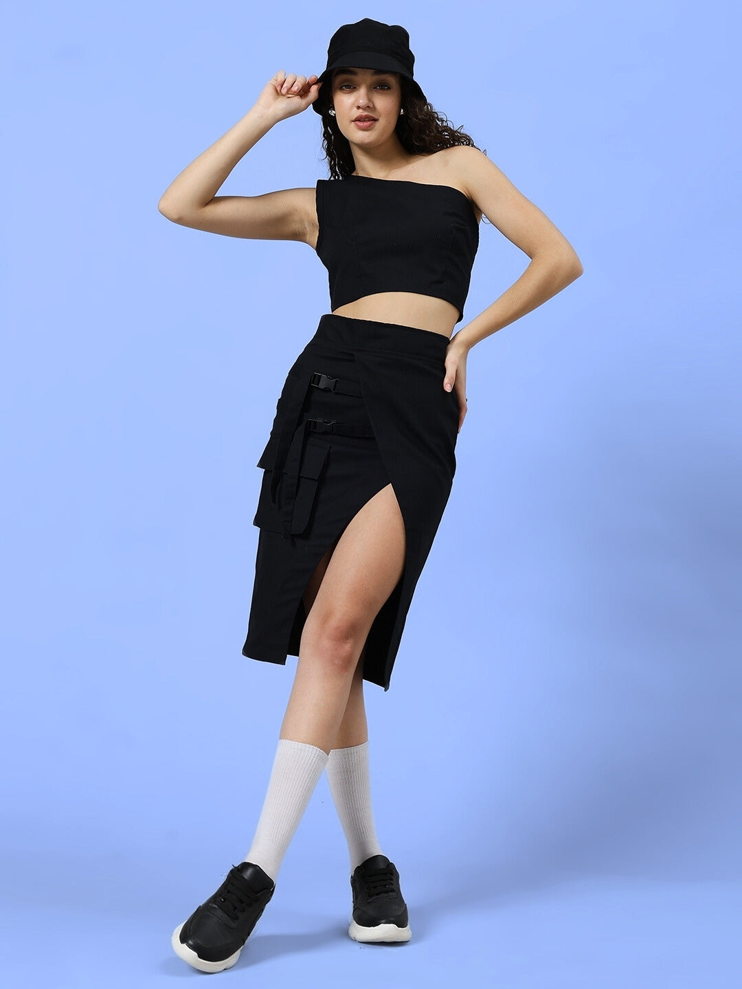 WOMEN'S COOKSEY FIT & FINE CO-ORD SET (BLACK)