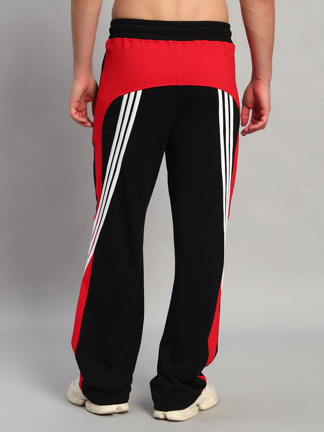 TANGLE RELAXED-FIT JOGGERS (BLACK-RED)