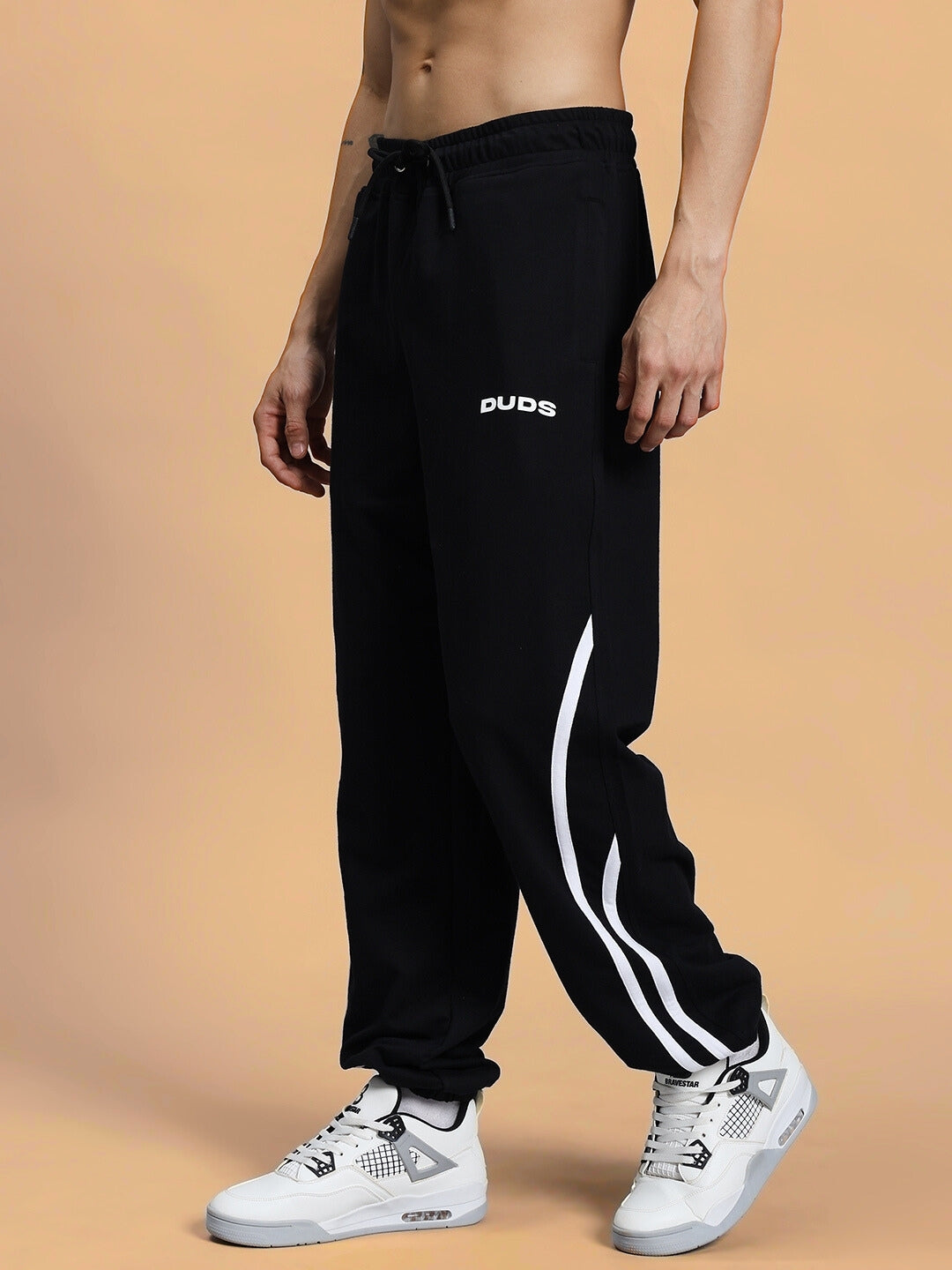MEGASTAR 2 STRIPE JOGGER (BLACK)