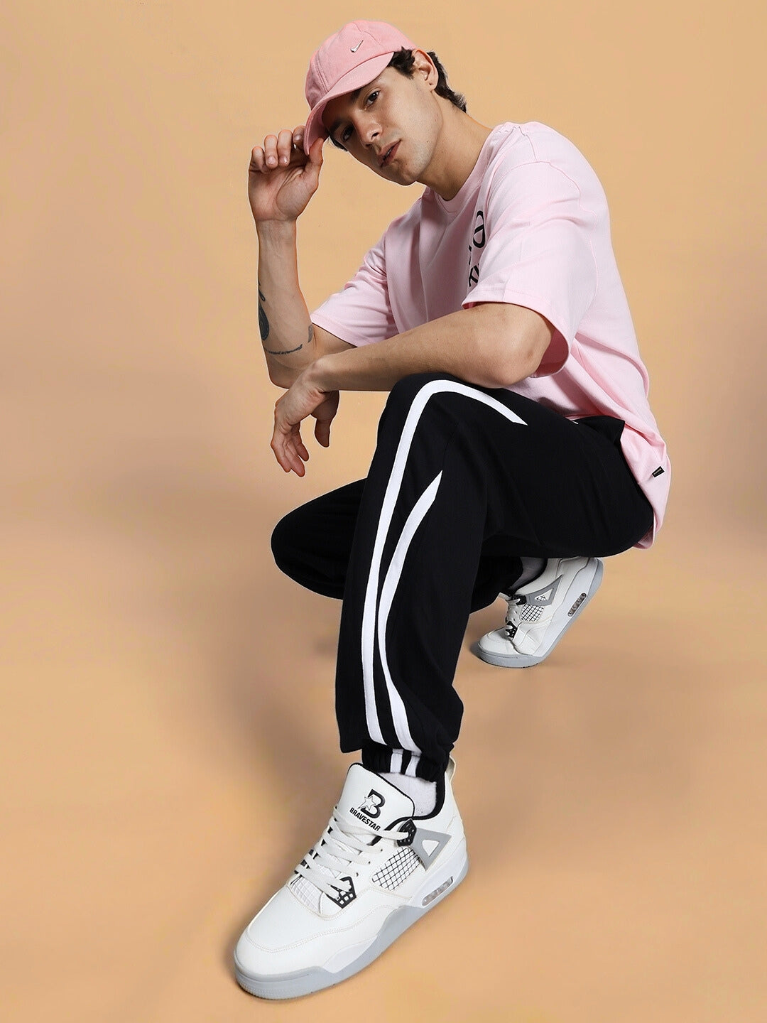 MEGASTAR 2 STRIPE JOGGER (BLACK)