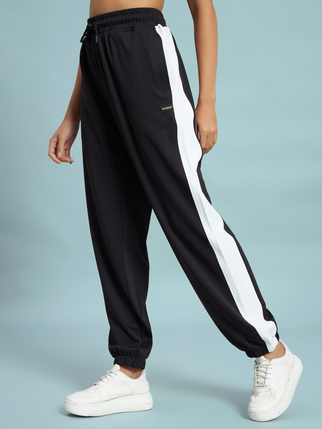 WOMEN'S EUPHORIA JOGGERS (BLACK-WHITE)