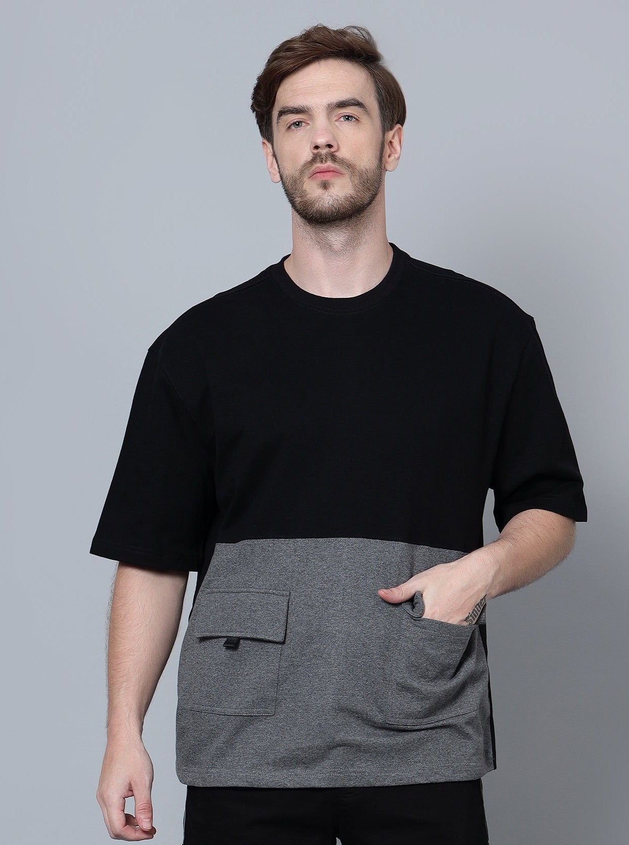 Black & Grey Pocket Over-Sized T-Shirt - Wearduds