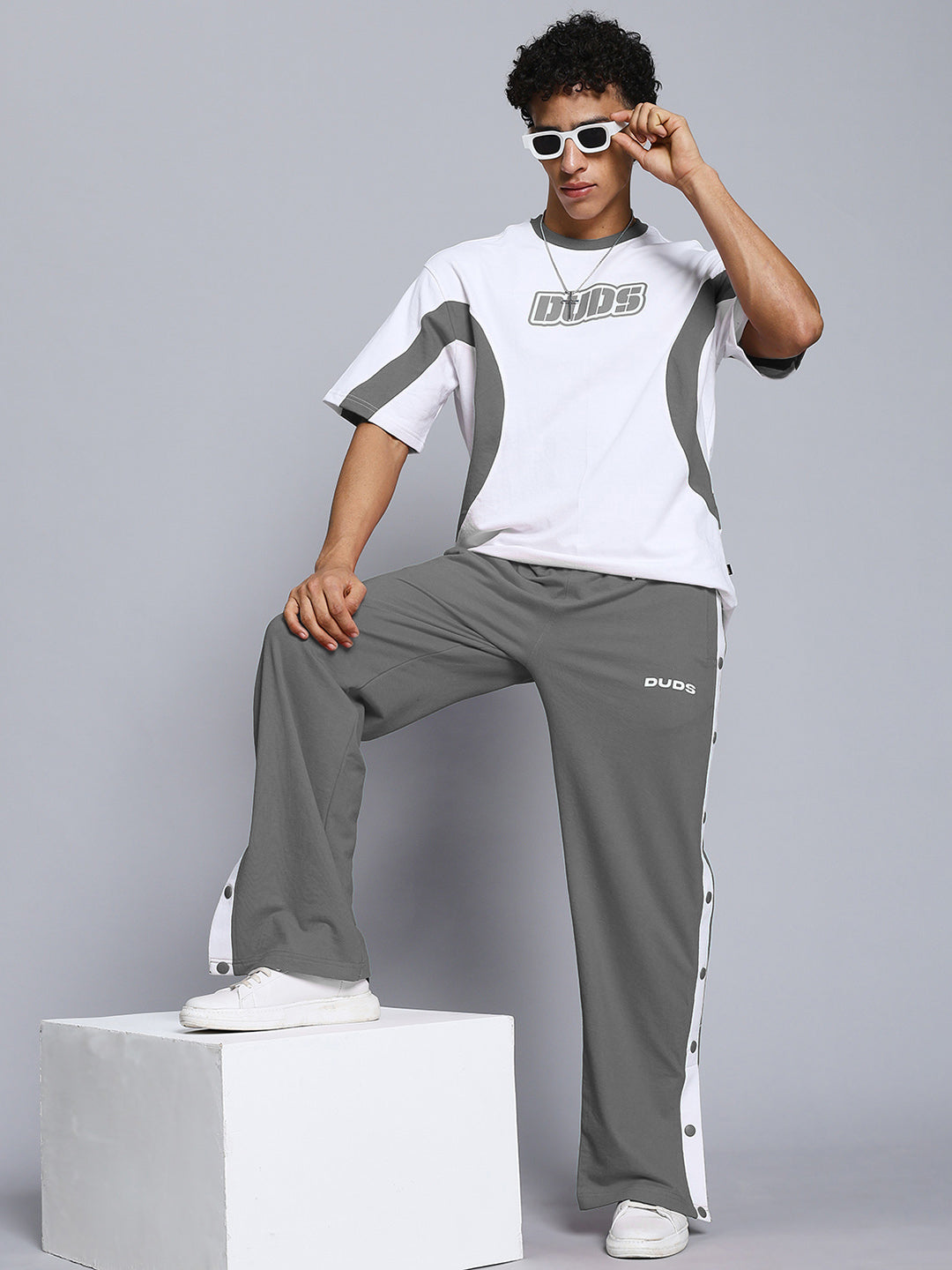 EZEL RELAXED FIT CO-ORD SET (WHITE-GREY)