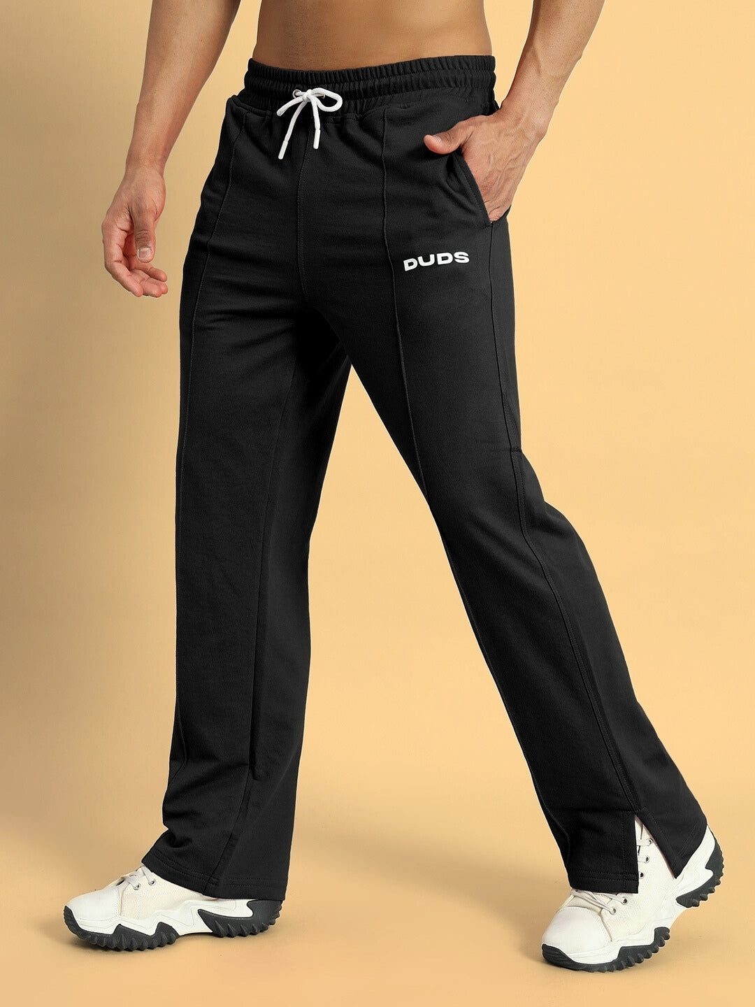 ZION SIDE SLIT JOGGERS (BLACK)