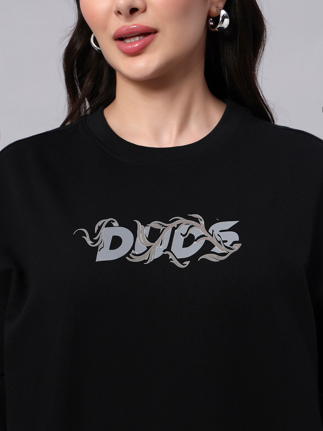 WOMEN'S JELVIN OVER-SIZED T-SHIRT (BLACK)
