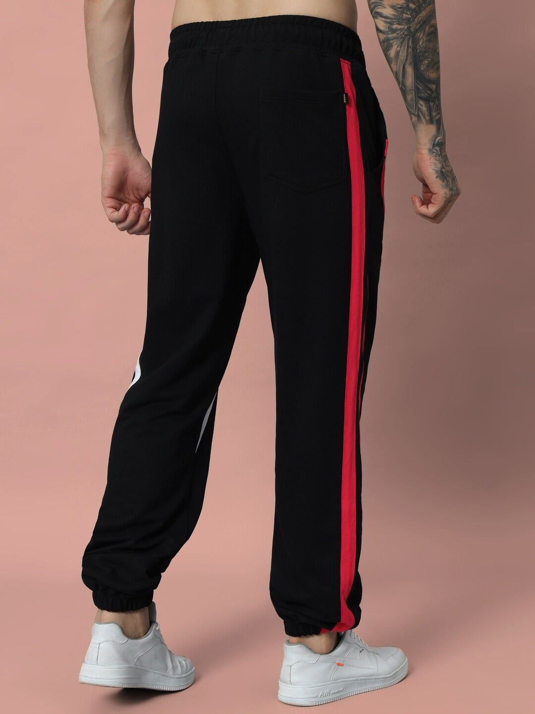 SWATHE COLORFUL STRIPE JOGGERS (BLACK)