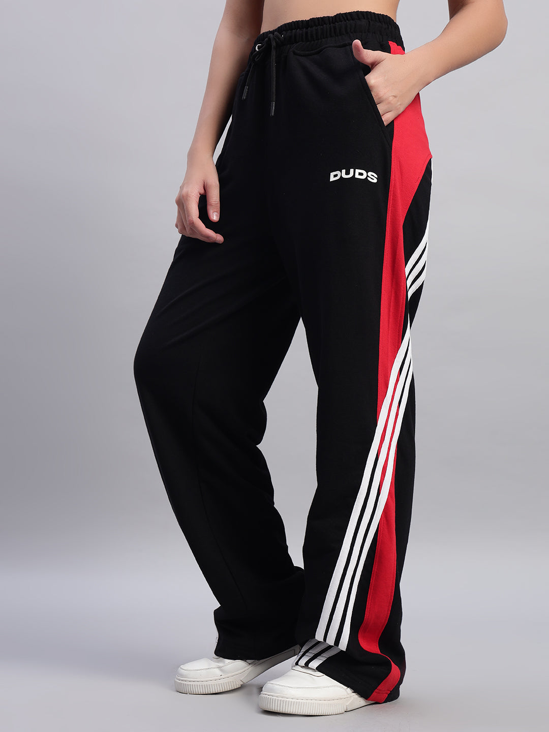 WOMEN'S TANGLE RELAXED-FIT JOGGERS (BLACK-RED)
