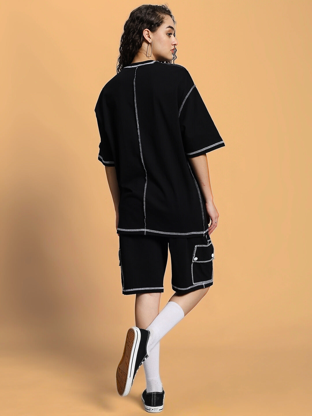 WOMEN'S DYNAMIC REGULAR FIT SHORTS (BLACK)
