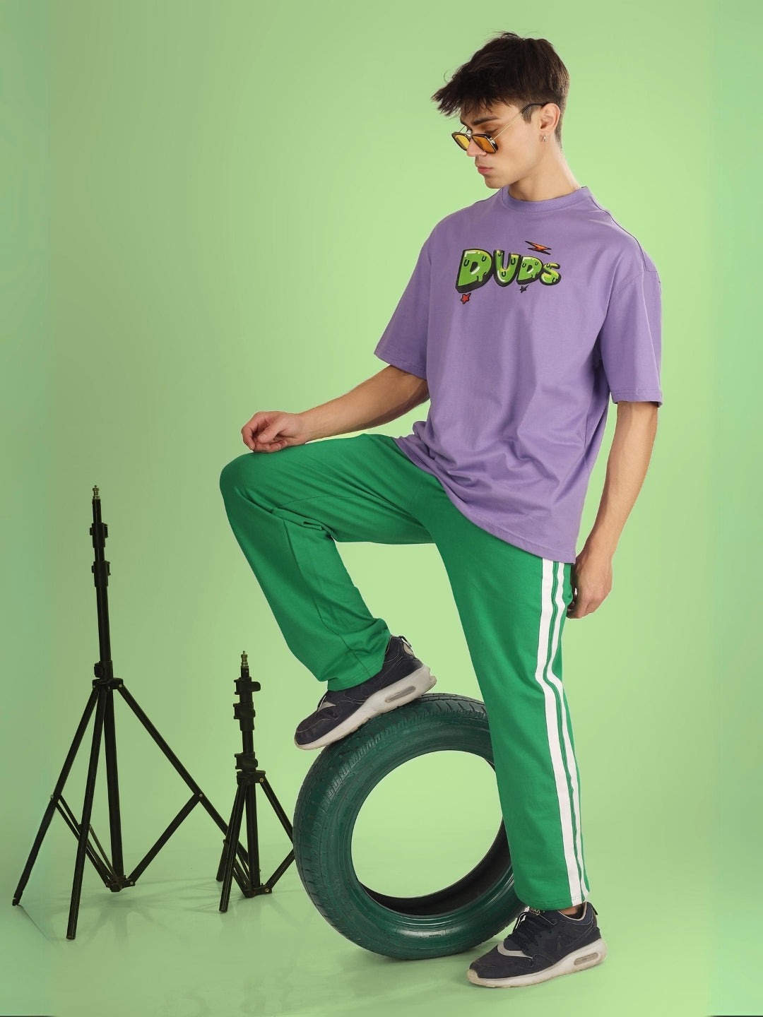 FUTURE ICON 2 STRIPE JOGGER (GREEN)