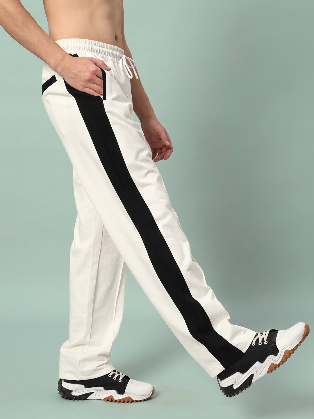 BREEZER SIDE CONTRAST JOGGERS (OFF-WHITE BLACK)