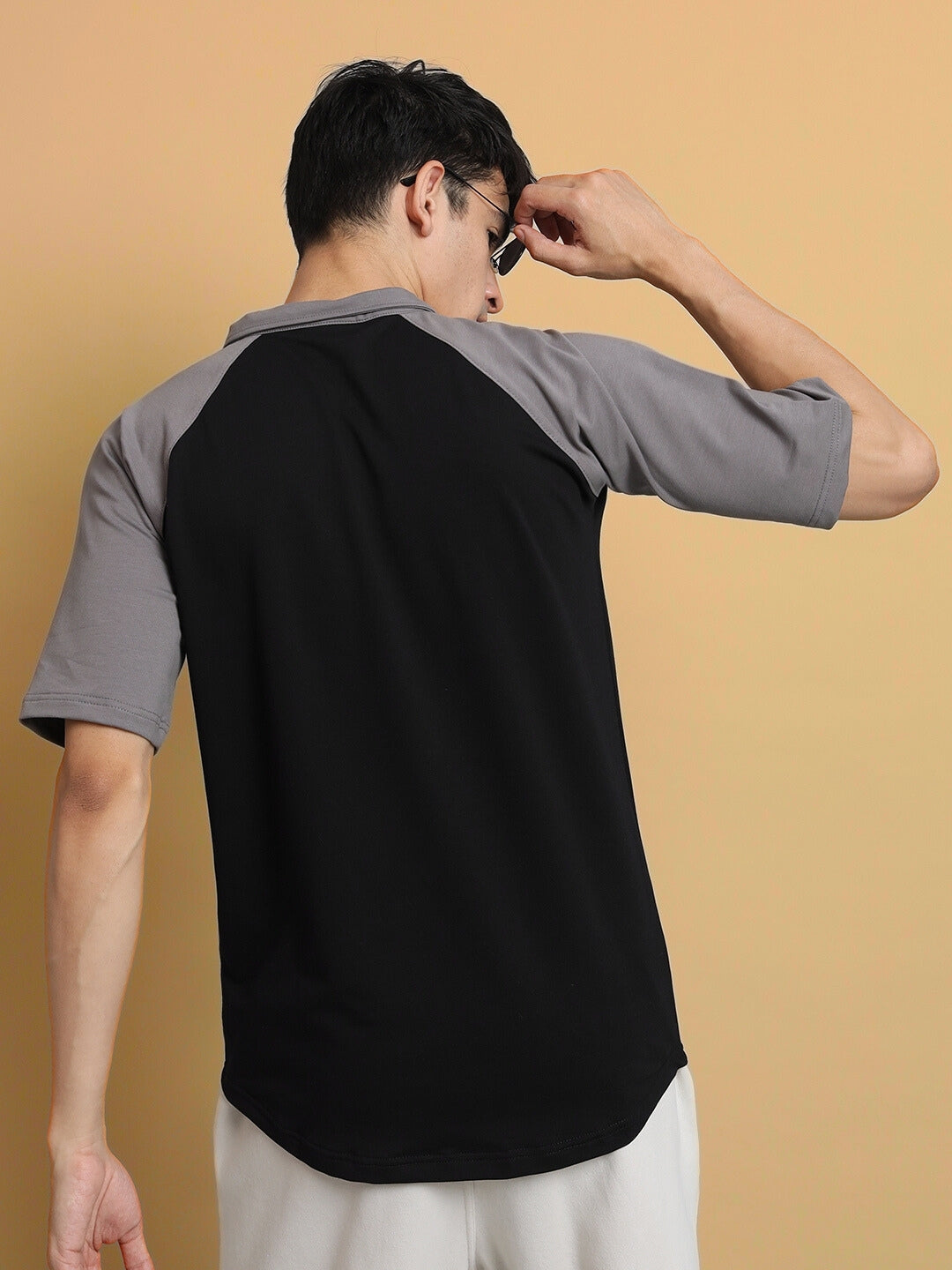 Grey Stripe Reglan T-Shirt (Black)