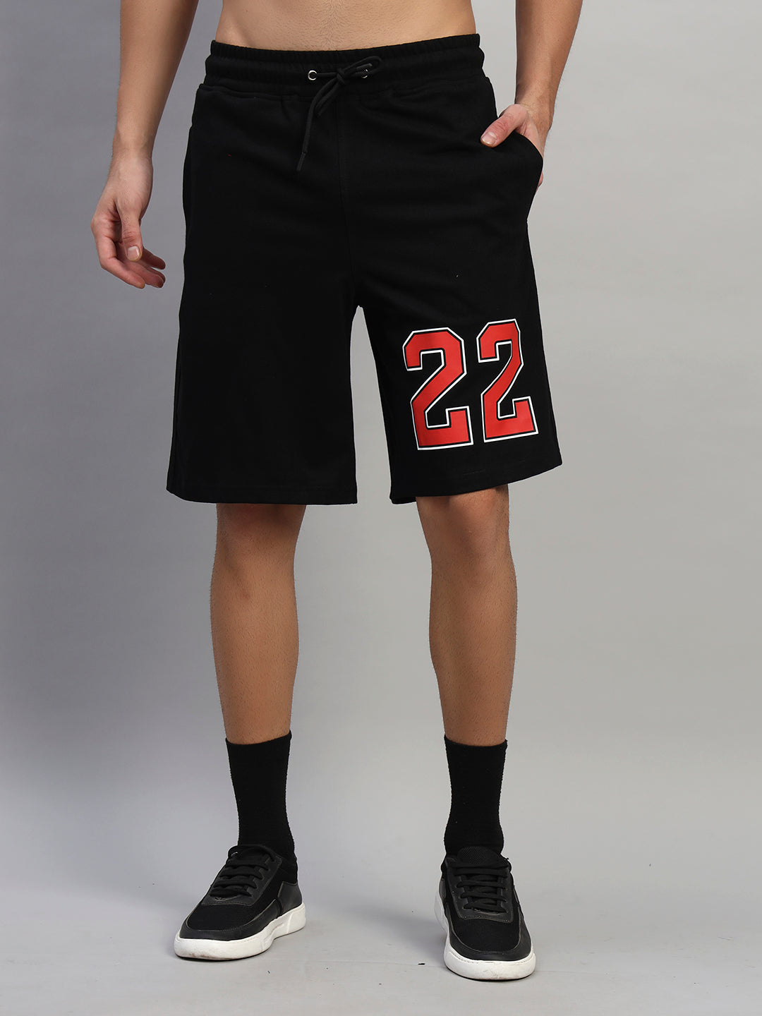 AMIGA REGULAR FIT SHORTS (BLACK)