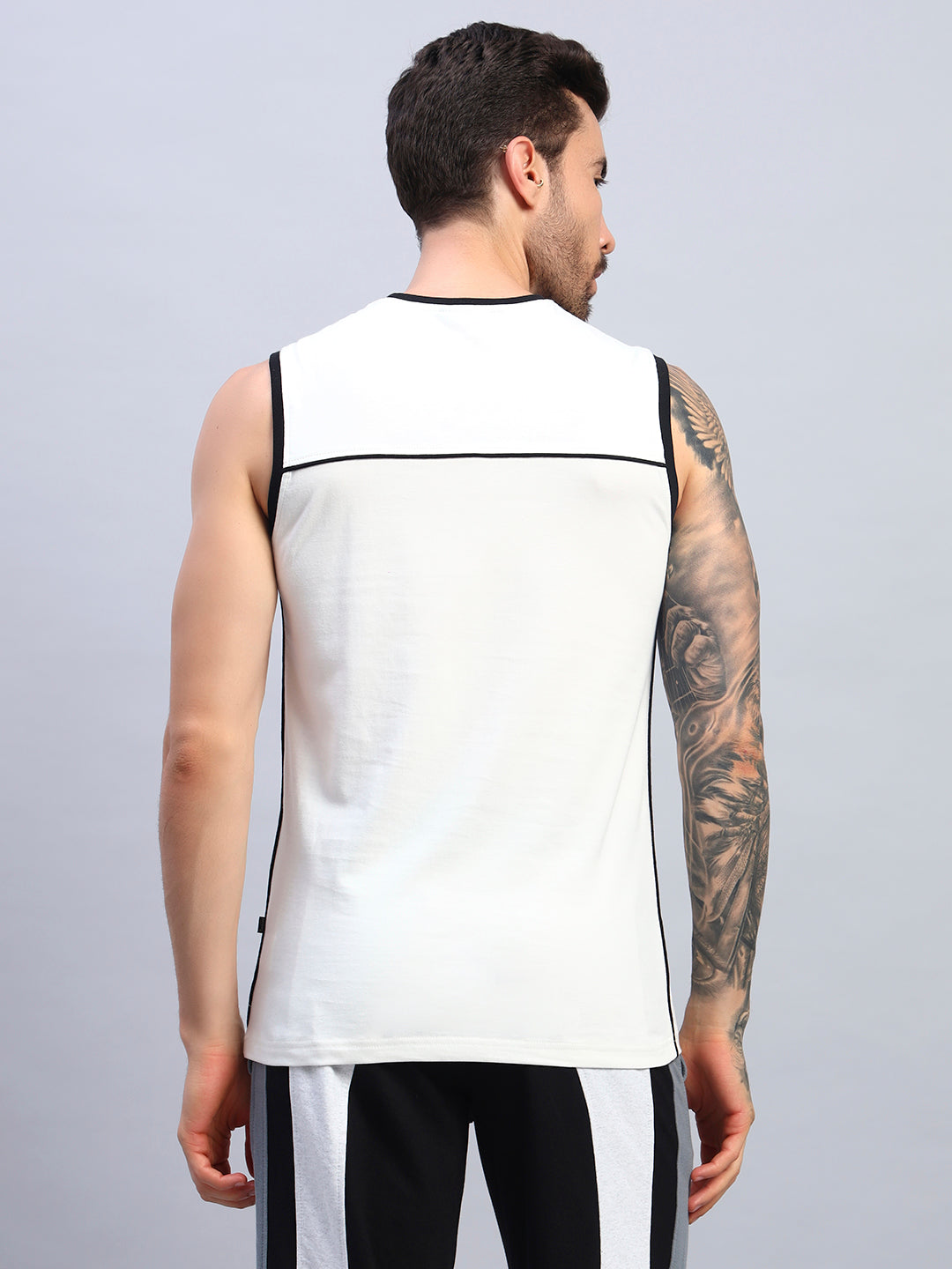 LIFT UP REGULAR FIT T-SHIRT (OFF WHITE)