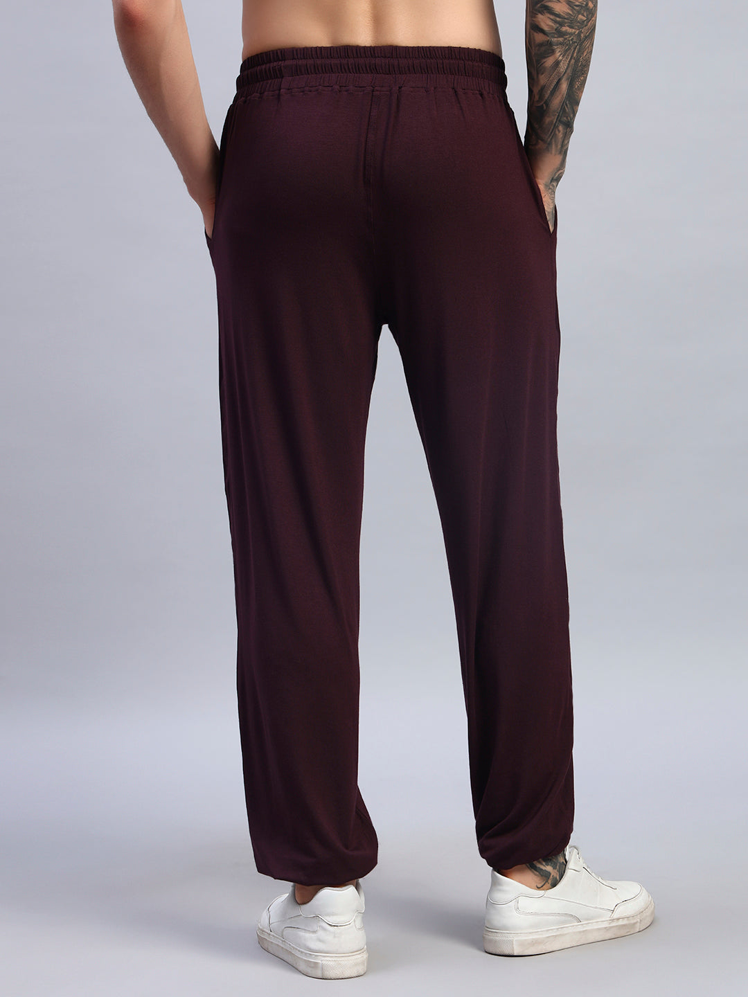 AMBLE RELAXED FIT JOGGER (MAROON)
