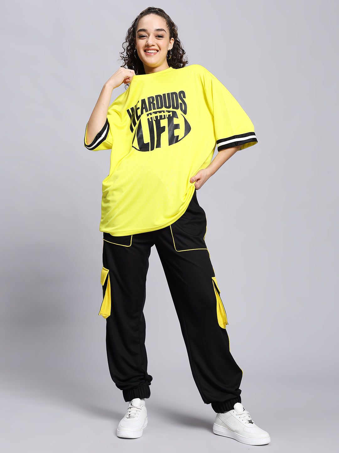 WOMEN'S SOCCER REGULAR FIT CARGO JOGGER (BLACK)