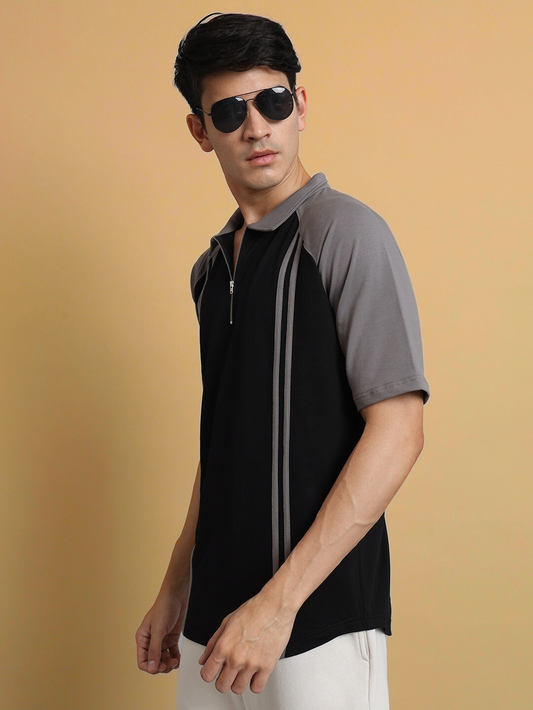 Grey Stripe Reglan T-Shirt (Black)