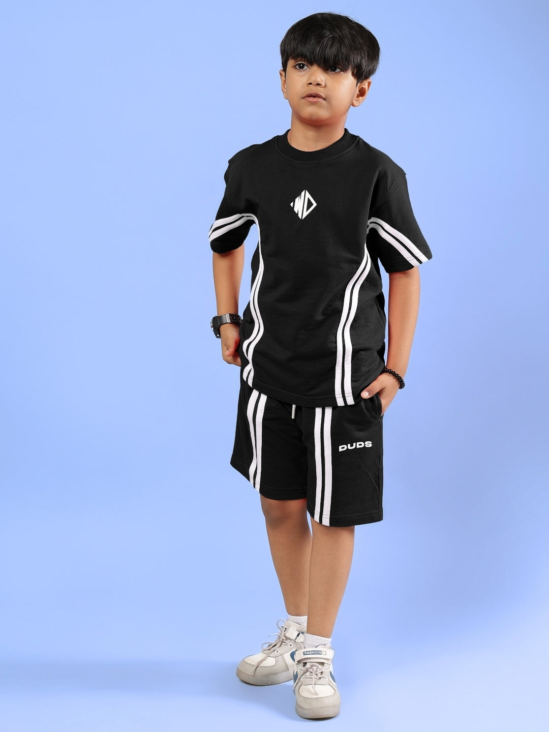 OUTLOOK HALF CO-ORD FOR BOYS & GIRLS (BLACK)