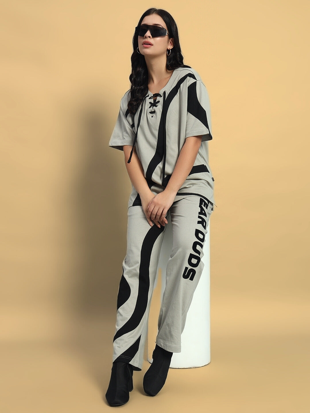 WOMEN'S SURFING OVERSIZED CO-ORD SET (GREY)