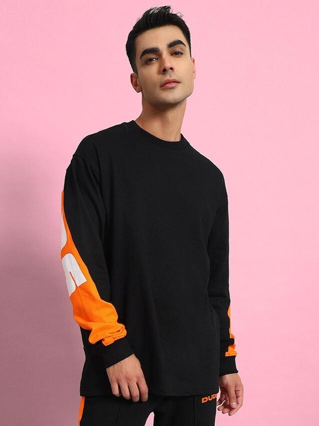 TITAN OVERSIZED SWEATSHIRT (BLACK)
