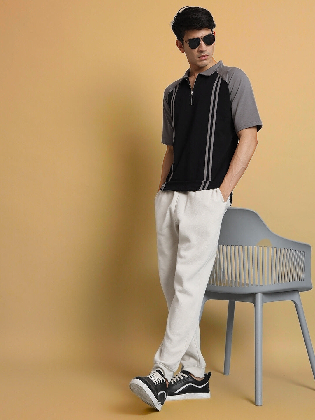 Grey Stripe Reglan T-Shirt (Black)