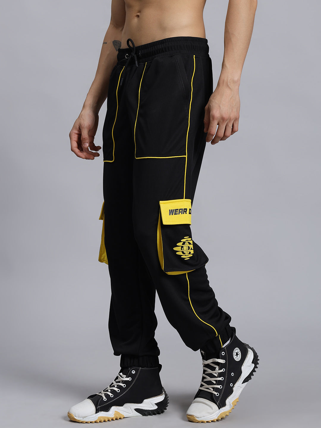 SOCCER REGULAR FIT CARGO JOGGER (BLACK)
