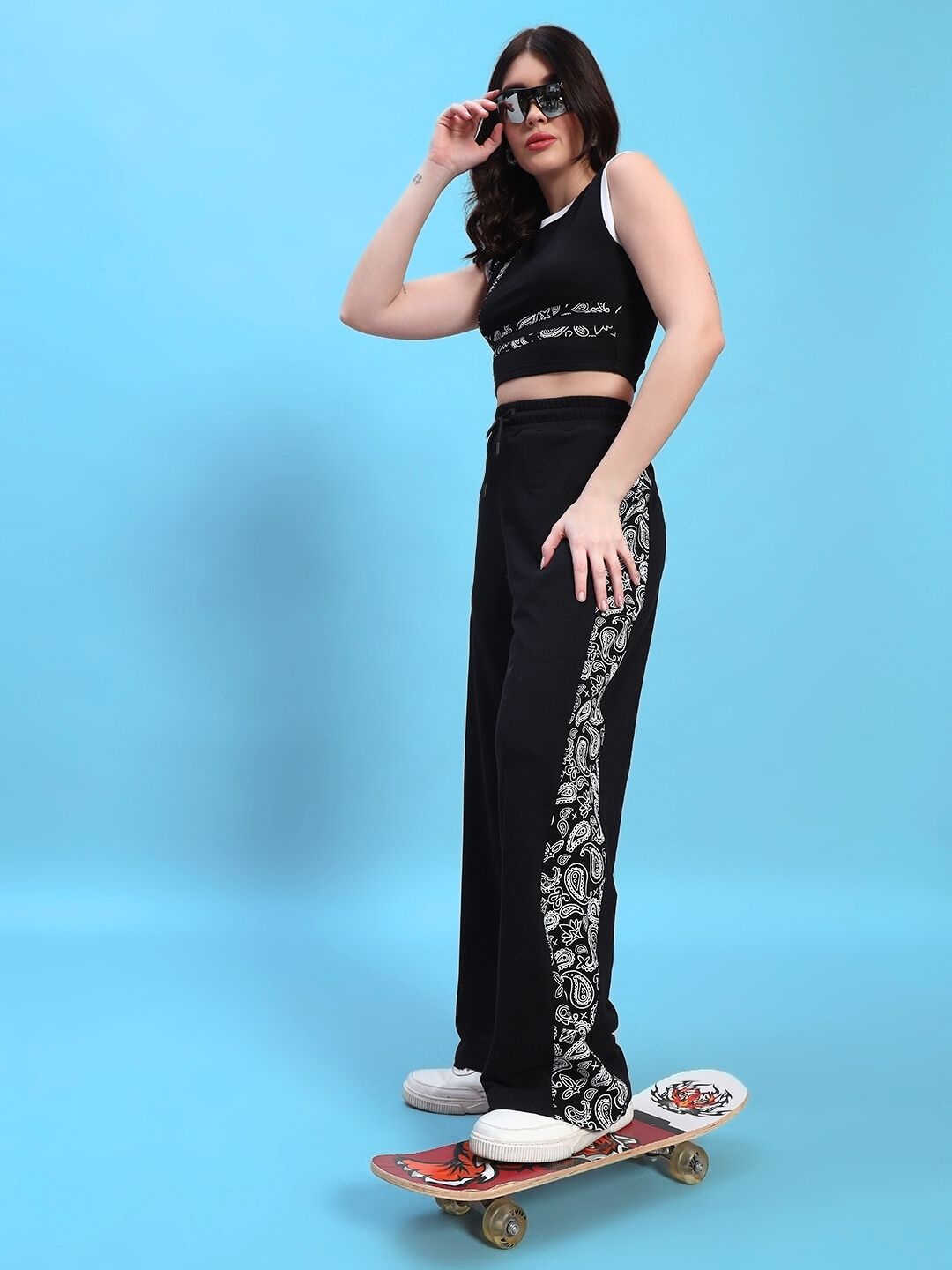 WOMEN'S WALTZ RELAXED FIT JOGGERS (BLACK)