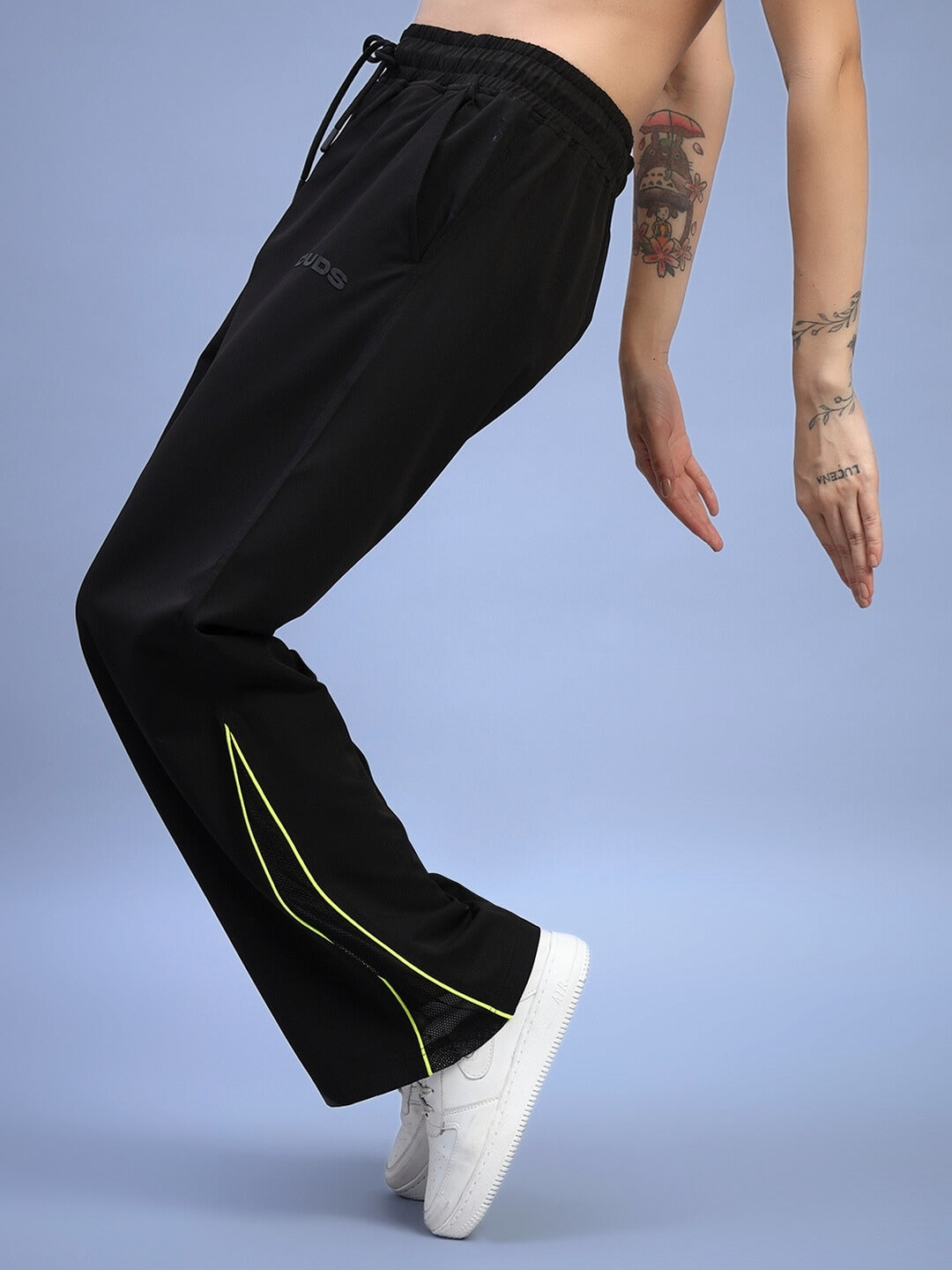 WOMEN'S SALVO RELAXED-FIT JOGGERS (BLACK)