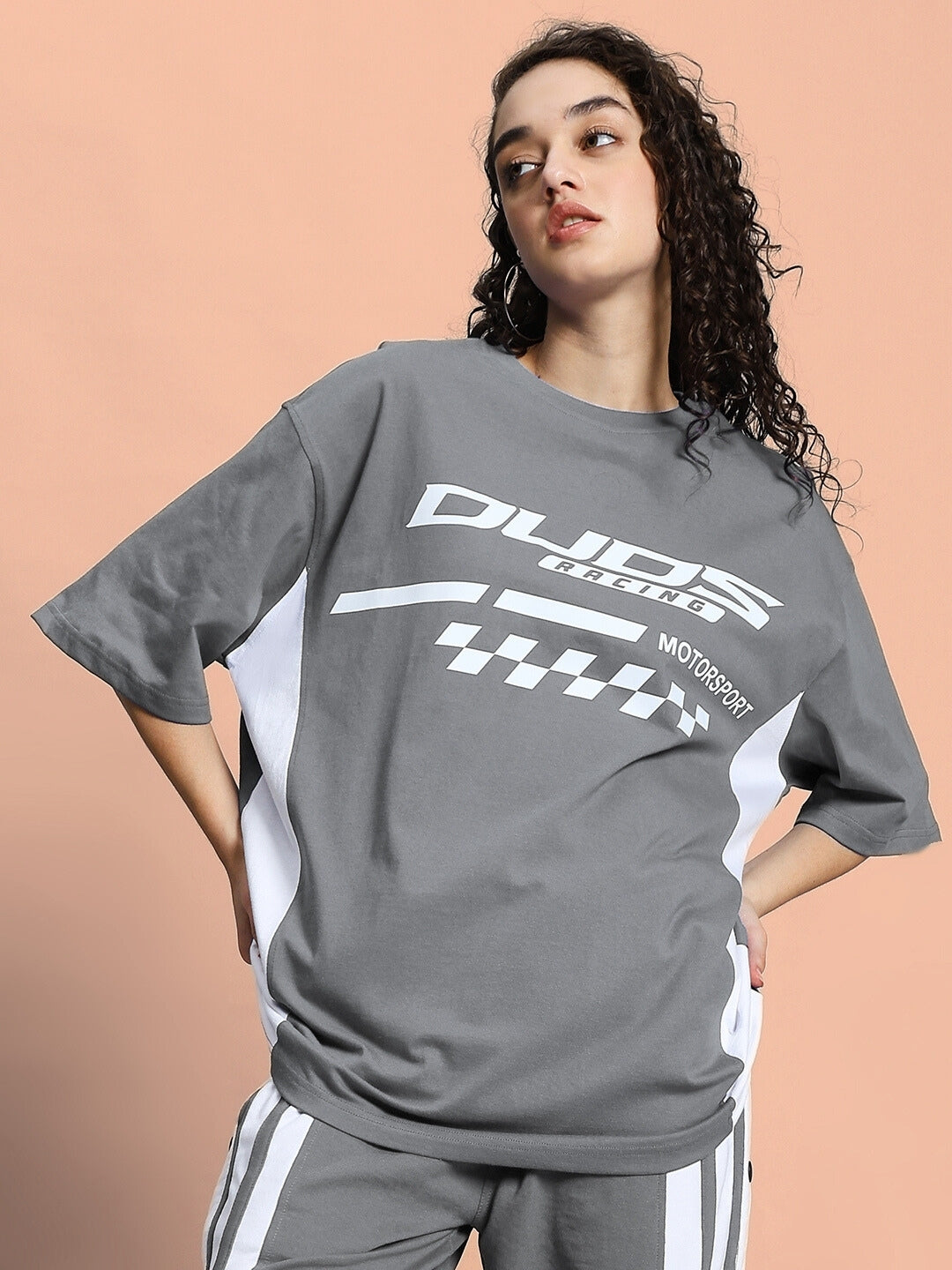 WOMEN'S INDY OVER-SIZED CLASSIC T-SHIRT (GREY)
