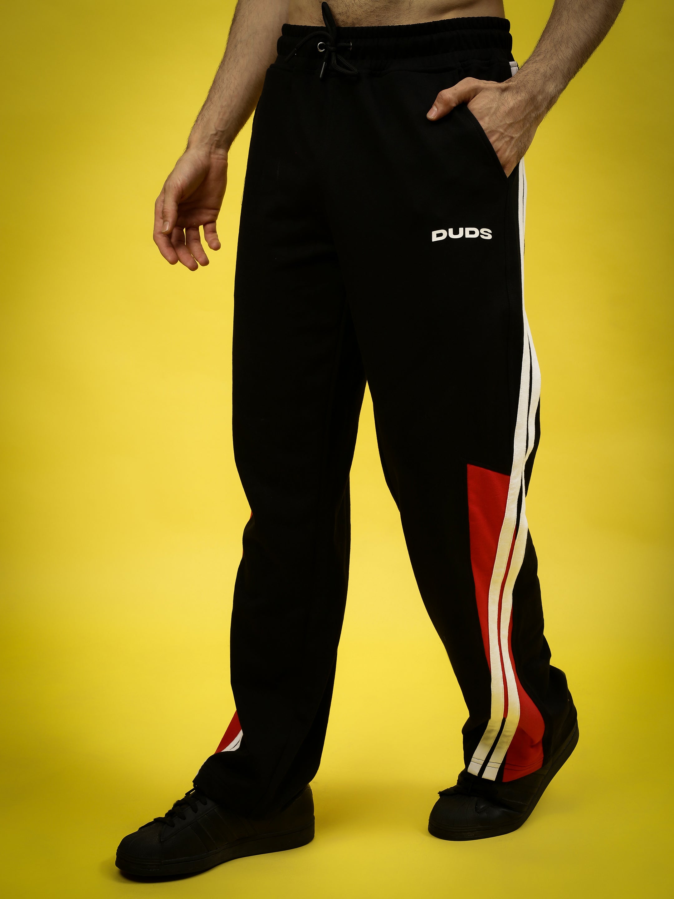TORNADO JOGGERS (BLACK RED)