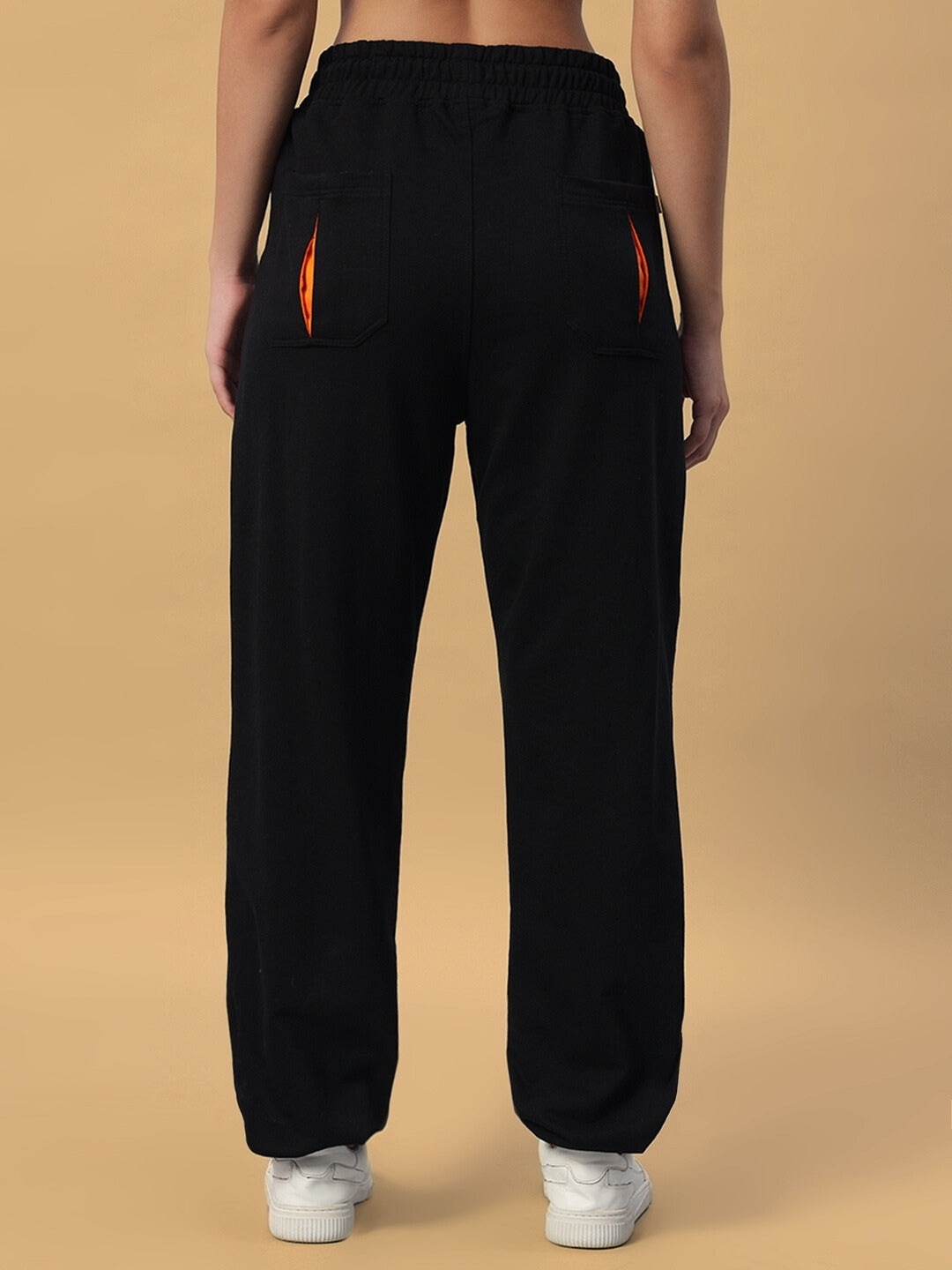 WOMEN'S SQUALL JOGGERS (BLACK)