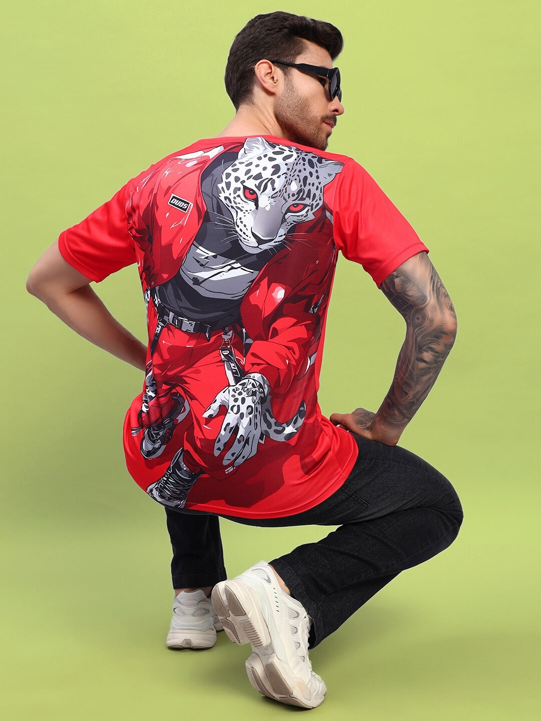 STYLIZED LEOPARD PRINTED T-SHIRT (RED)