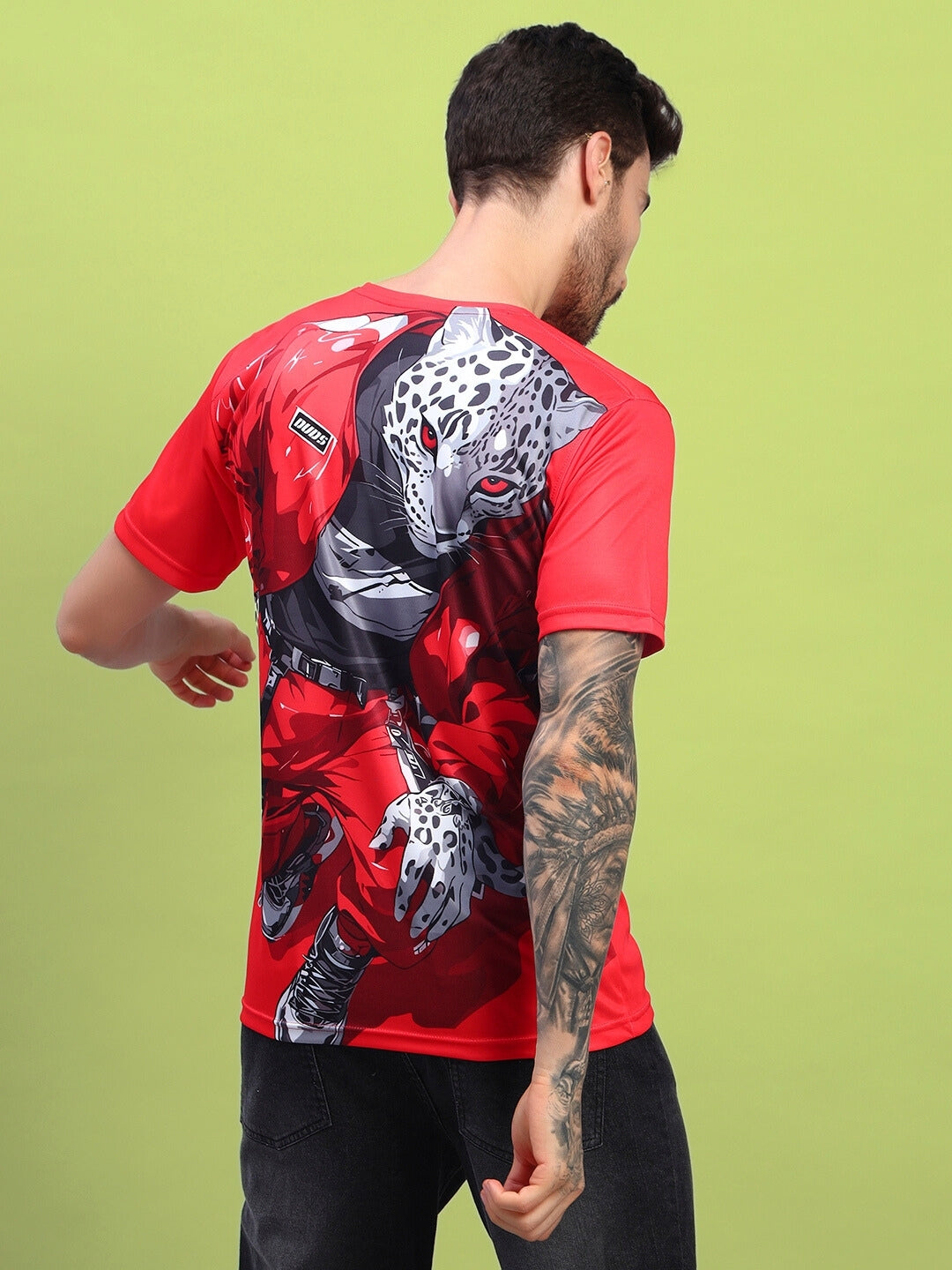 STYLIZED LEOPARD PRINTED T-SHIRT (RED)