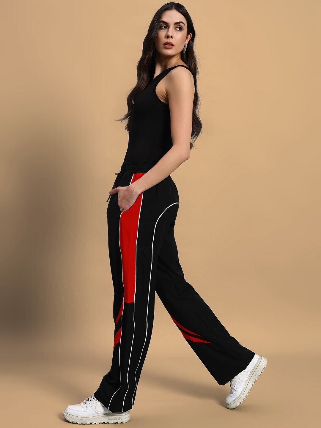 Women's Versatile Parachute Cargo Pants (Black-Red)