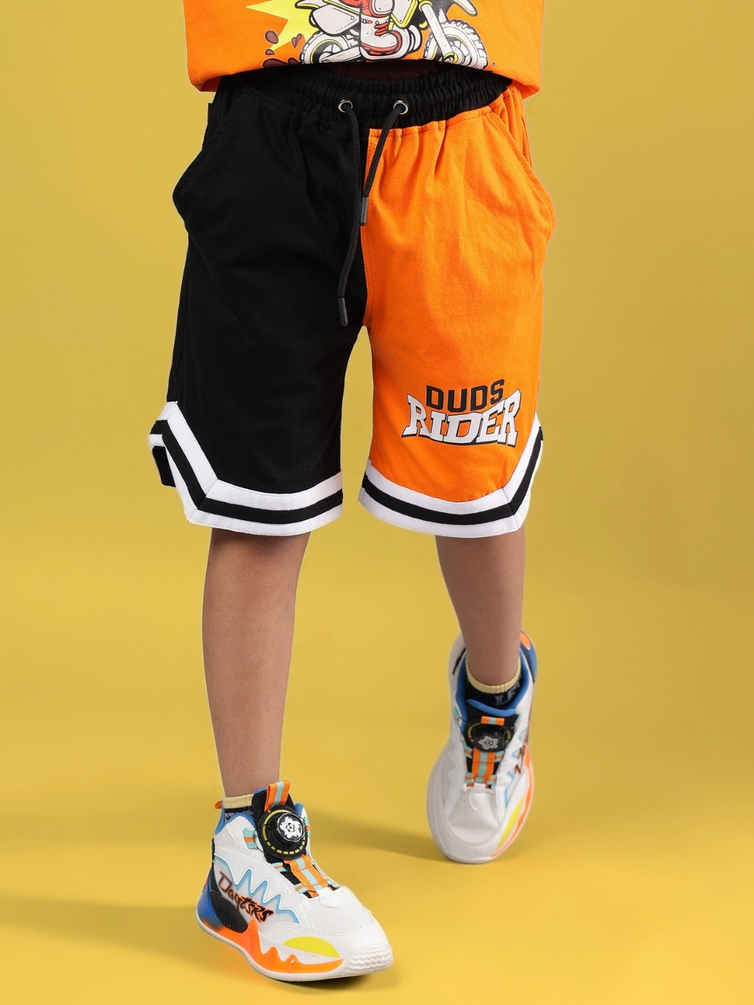 ROGUE RIDER SHORTS FOR BOYS & GIRLS (BLACK-ORANGE)