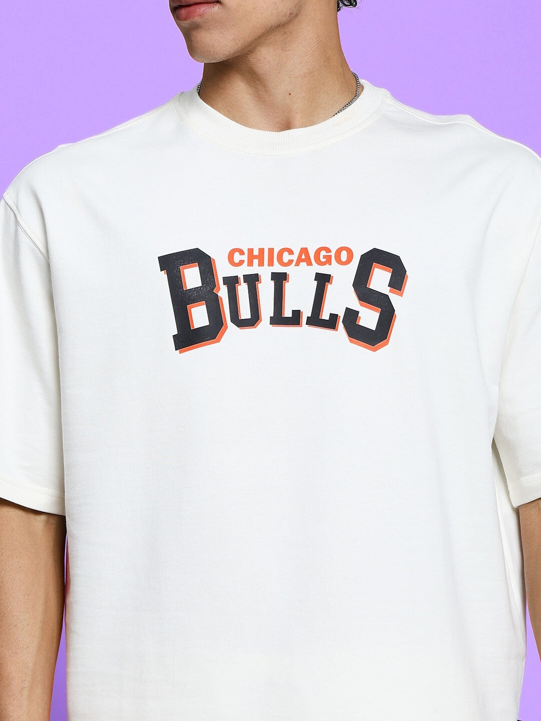 BLAZE BULLS PRINT OVER-SIZED T-SHIRT (OFF WHITE)