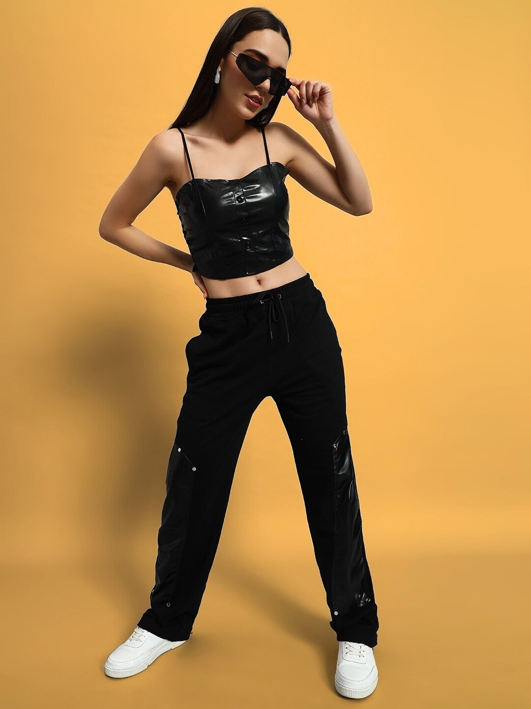 WOMEN'S RACCOON LEATHER PATCH JOGGERS (BLACK)