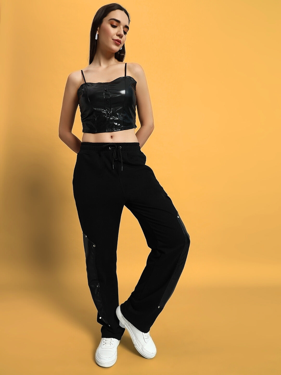 WOMEN'S RACCOON LEATHER PATCH JOGGERS (BLACK)