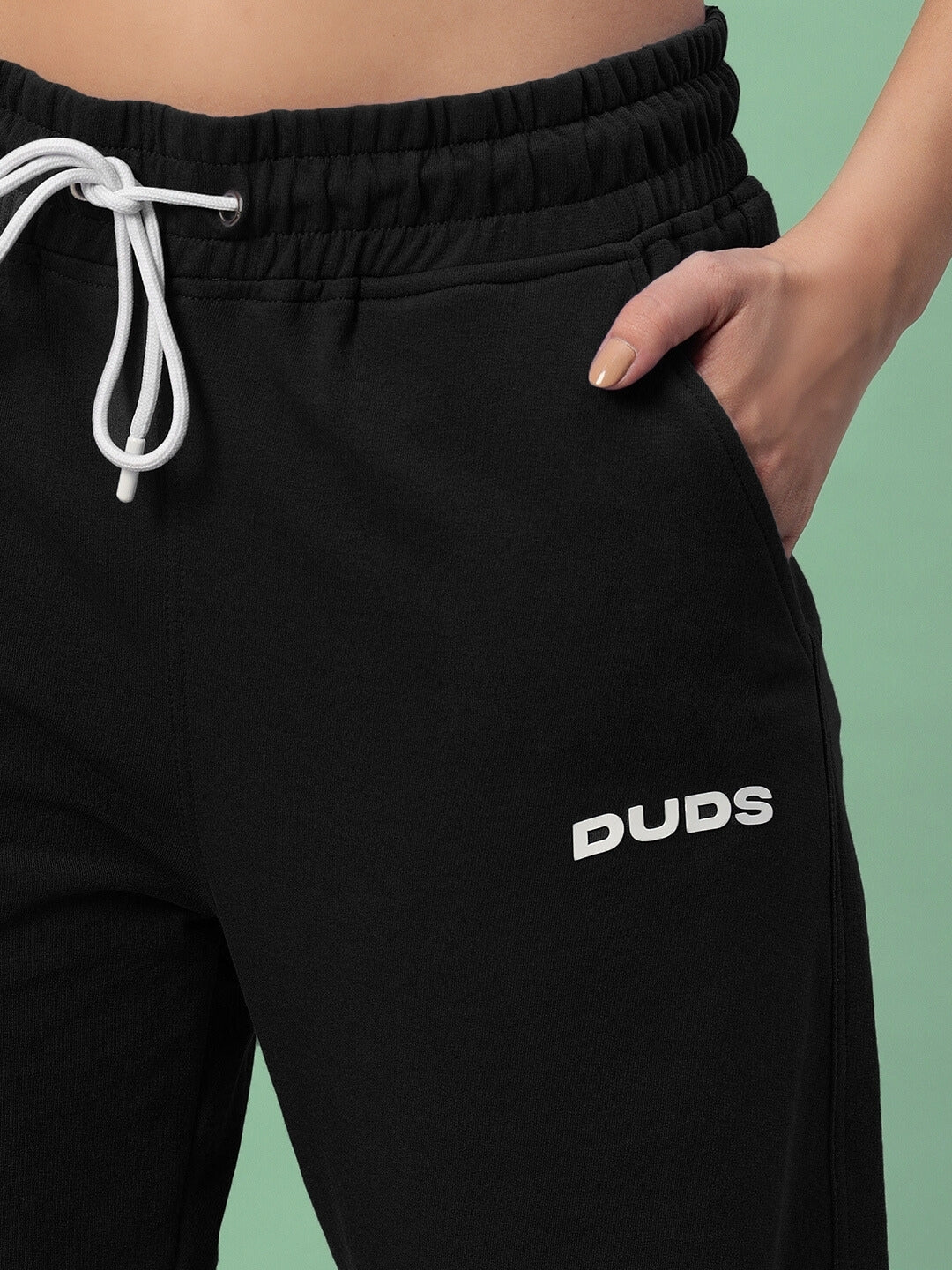 WOMEN'S HERSHEY SIDE SLIT JOGGERS (BLACK)