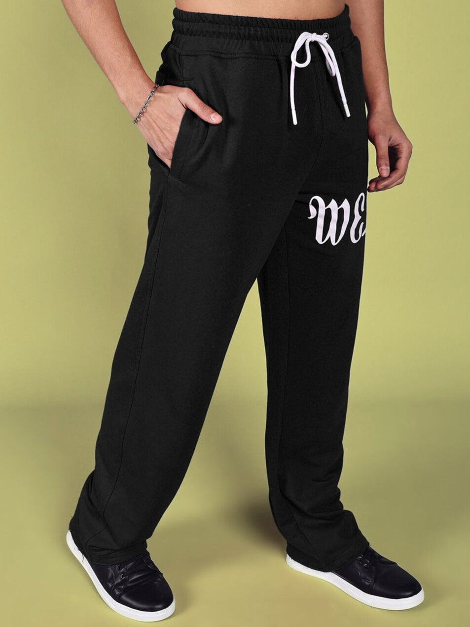 CRIMSON RELAXED FIT JOGGER (BLACK)