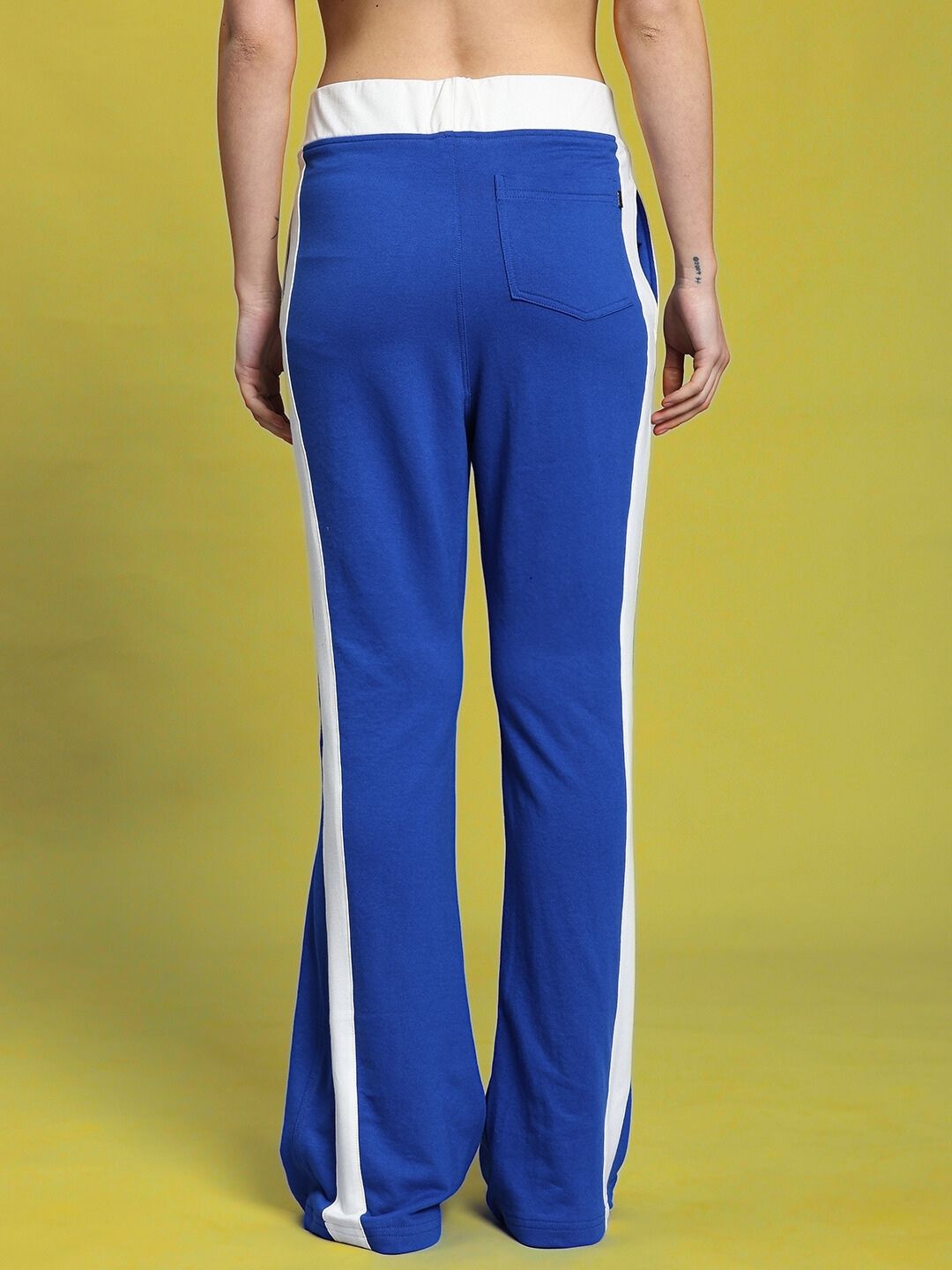 WOMEN'S JESSFLICK RELAXED FIT JOGGER (BLUE-WHITE)